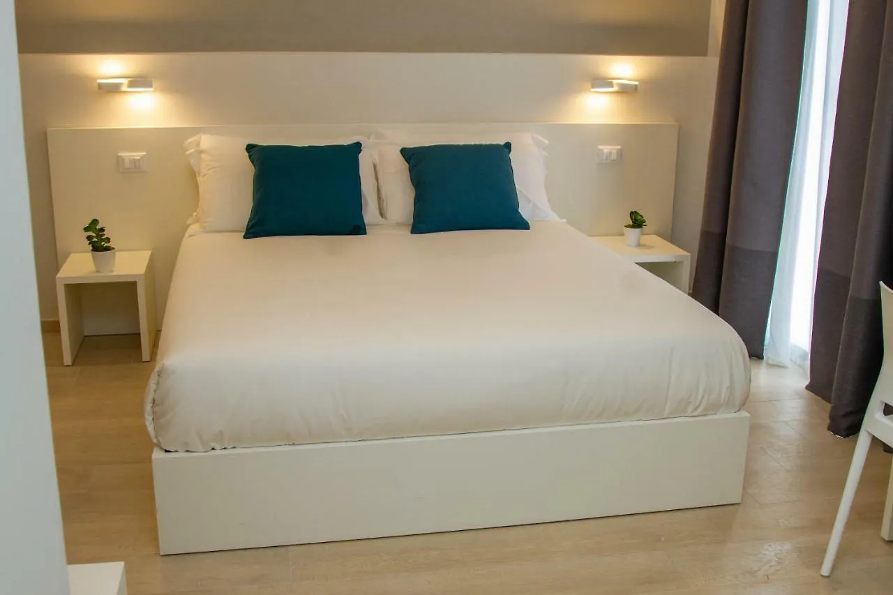 Le Suite Del Corso Syracuse Italy