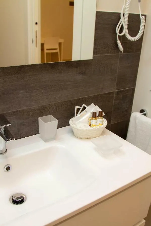 Le Suite Del Corso Syracuse Italy